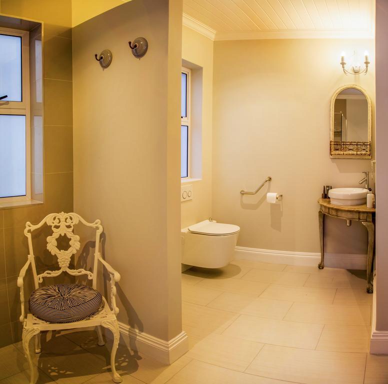 Bright On 5Th Guest House Port Elizabeth Exterior foto